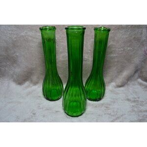 Vintage Emerald Green Bud Vases Fluted and Ribbed Flowers Lot of 3